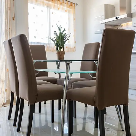 Appartement Charming, Comfortable In The Centre W/wifi By 360 Estates *